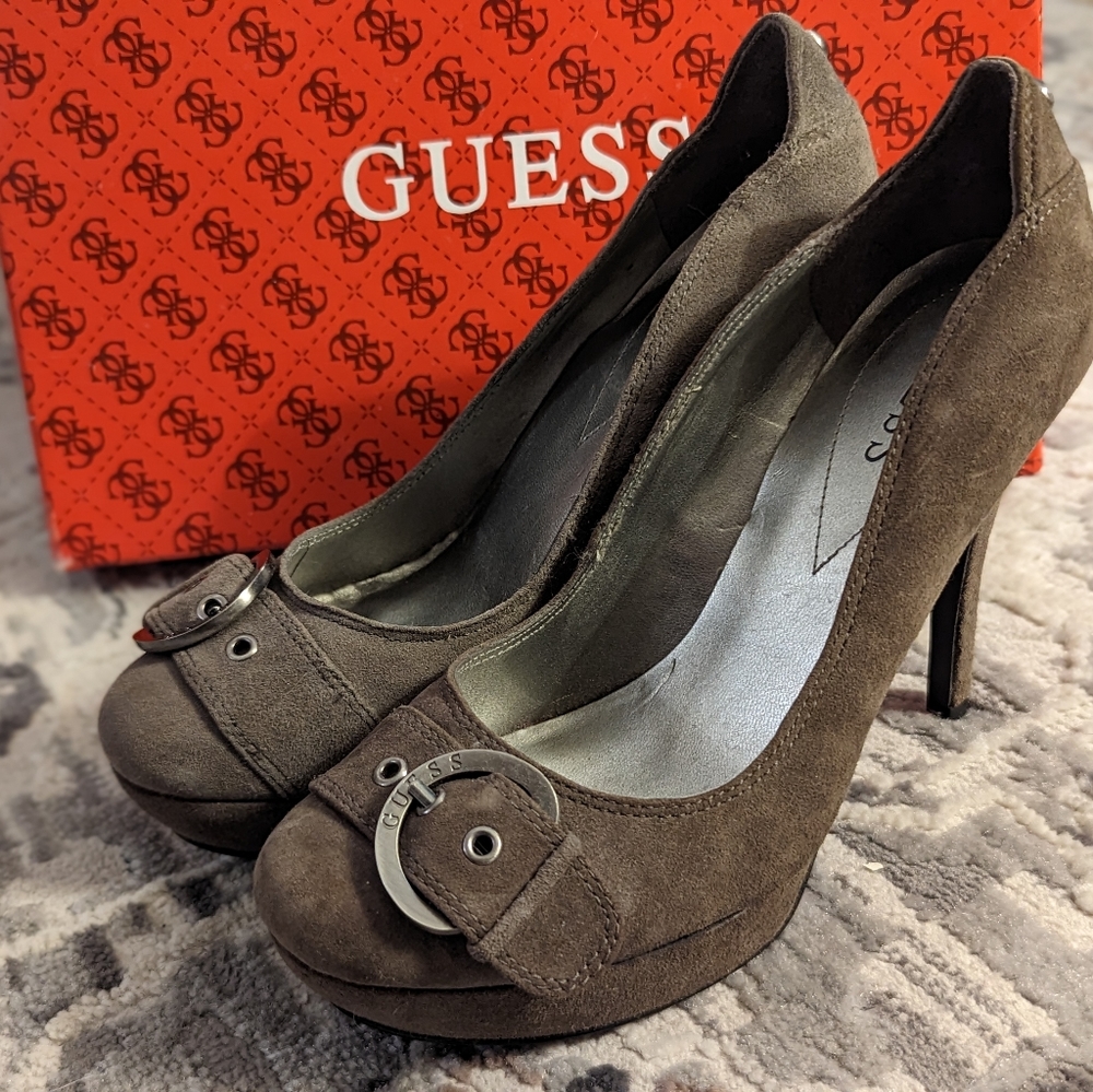 Guess "Gardella" - Grey suede heel size 7.5